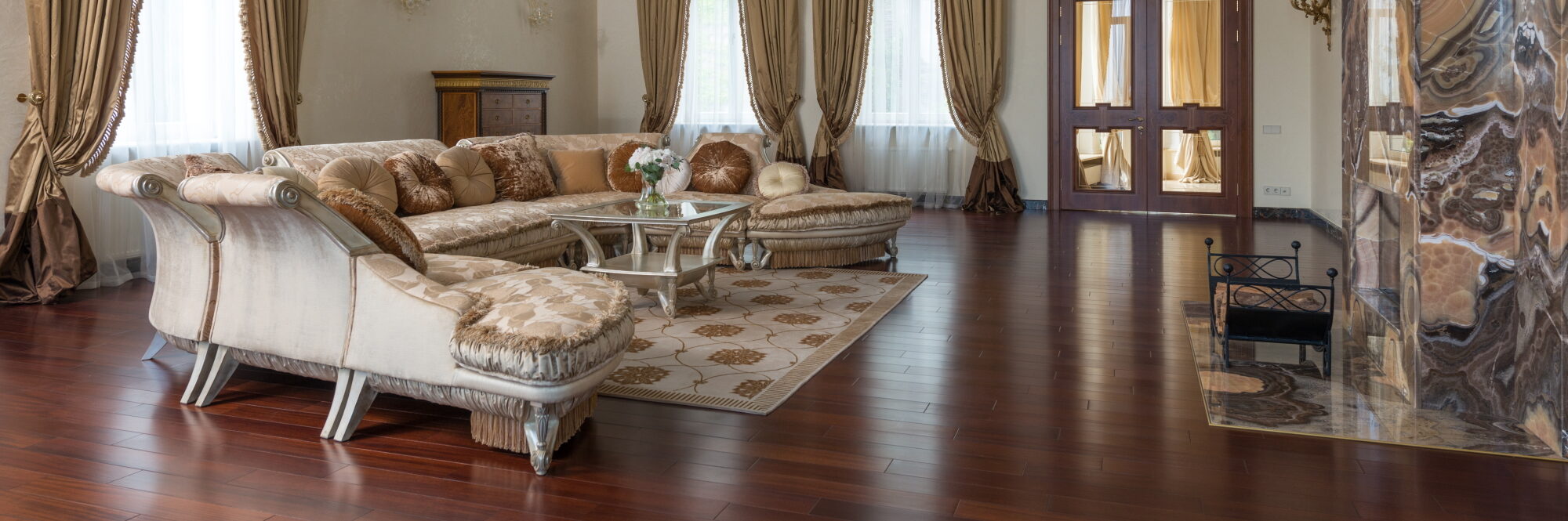 The Luxury Look